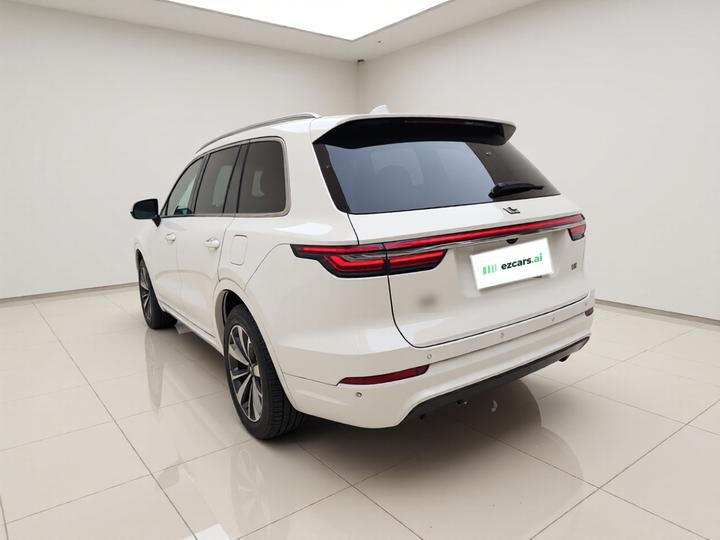 Li Auto ONE 2020 EREV 6-Seater photo 4