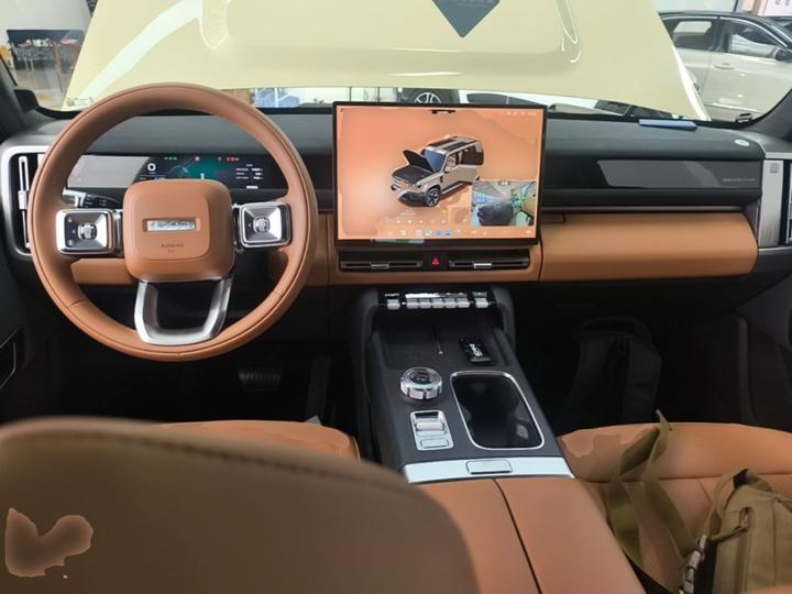 iCAR V27 2026 200KM AWD 700 photo 5