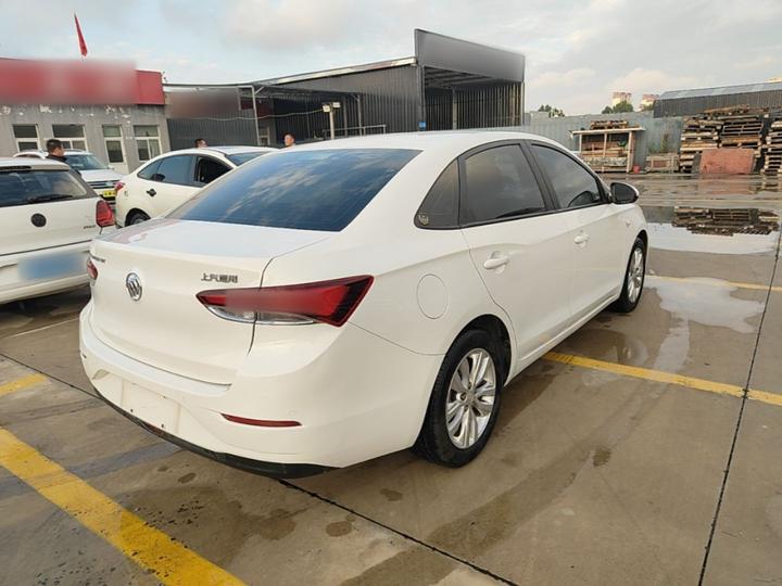 Excelle 2021 Facelift Classic 1.5L AT Elite photo 4
