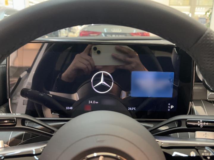 C-Class 2025 C 260 L Sport photo 3