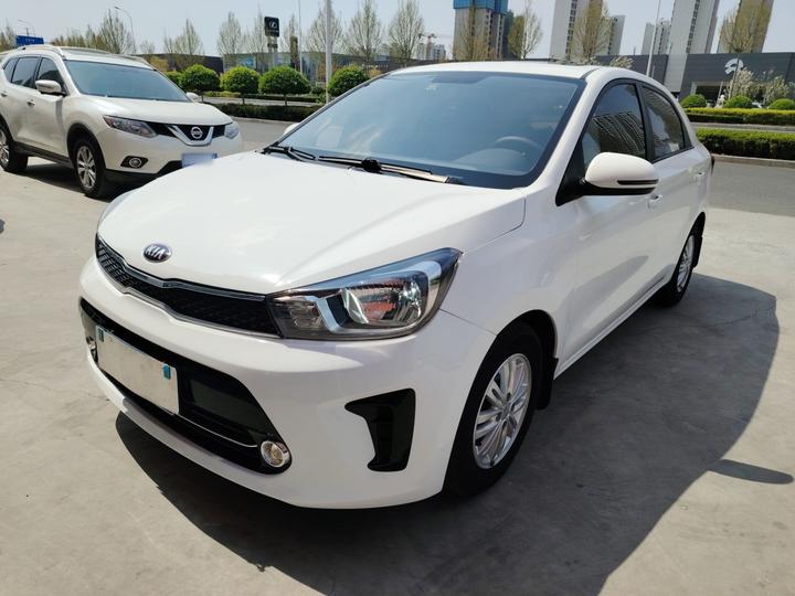 Pegas 2017 1.4L AT Smart Value