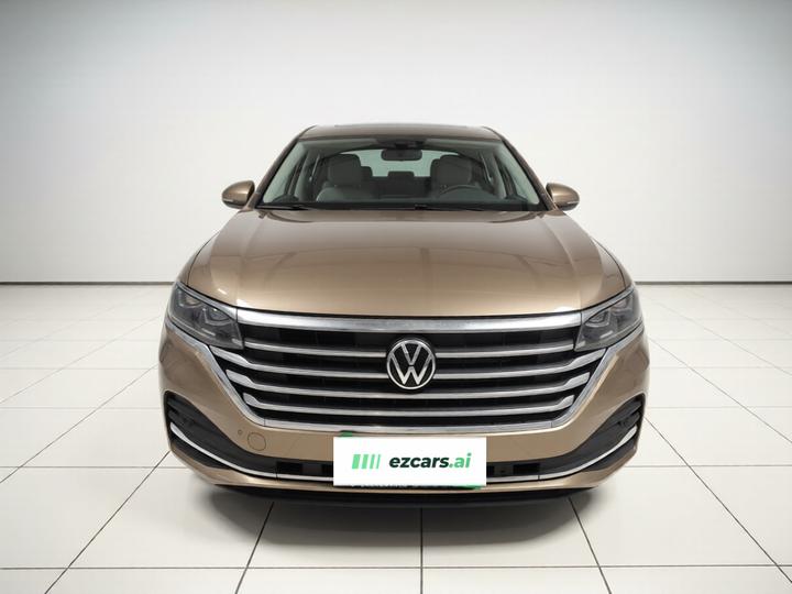 Viloran 2020 330TSI Luxury photo 2