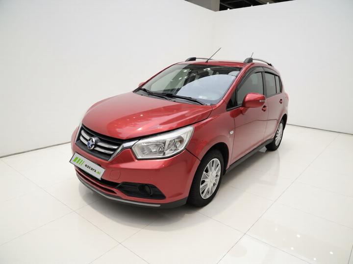 R50 2015 1.6L AT Fashion