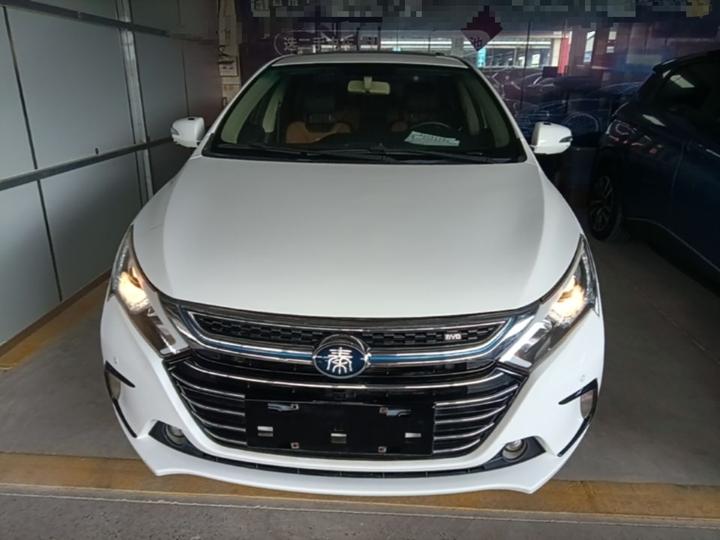 Qin EV 2017 1.5T Premium photo 2