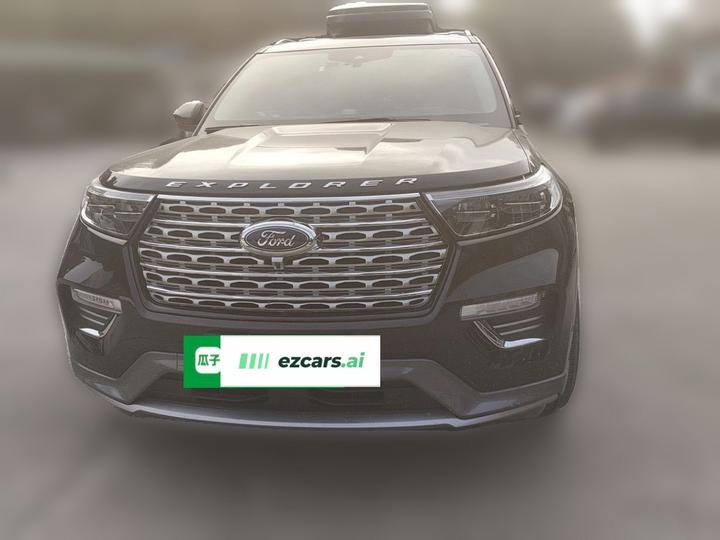Explorer 2020 EcoBoost 285 AWD Titanium 7-Seater photo 2