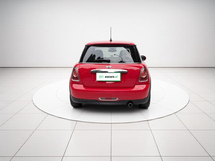 2013 1.6L ONE photo 5