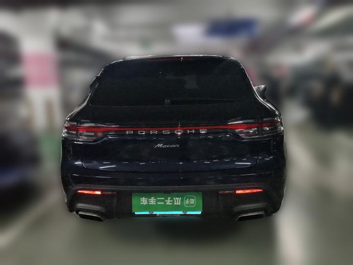 2022 Macan 2.0T photo 5