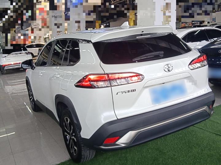 Frontlander 2022 2.0L CVT Luxury photo 4