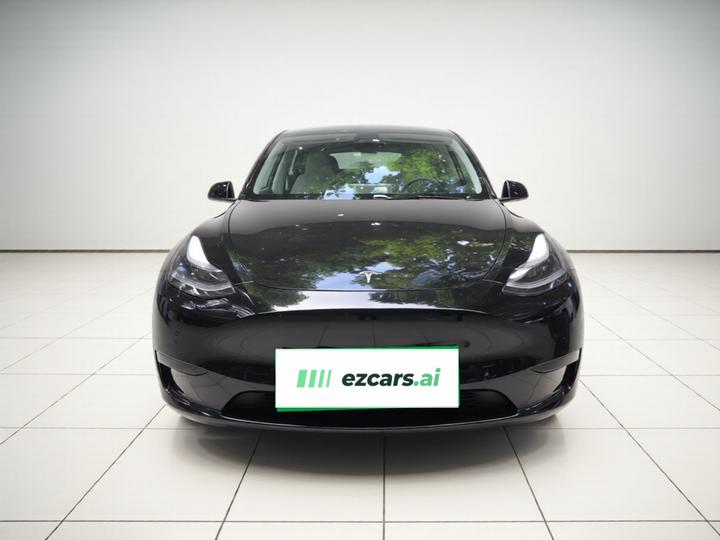 Model Y 2022 RWD photo 2