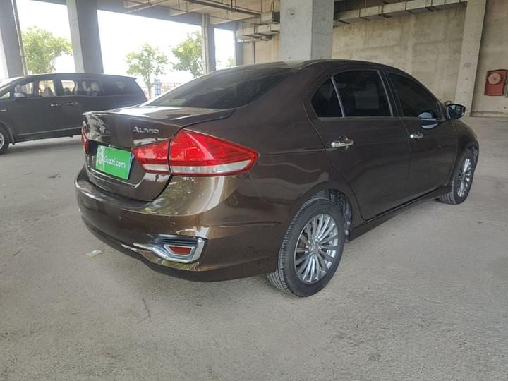 2015 1.6L AT photo 4