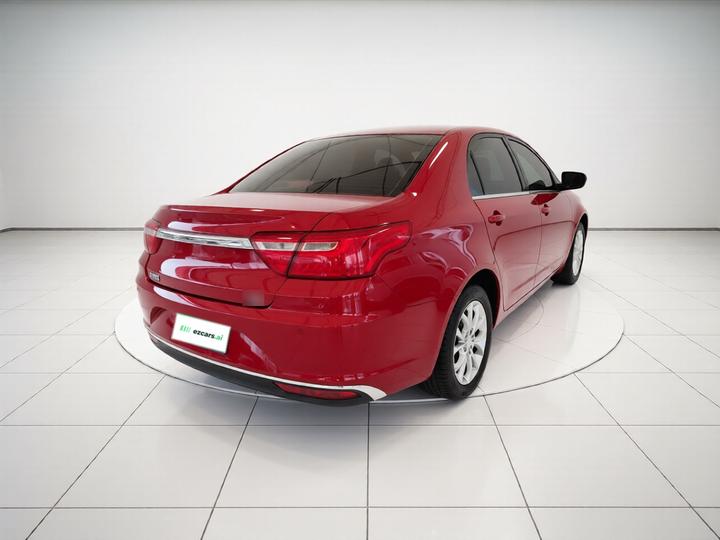 Vision 2018 1.5L MT photo 4