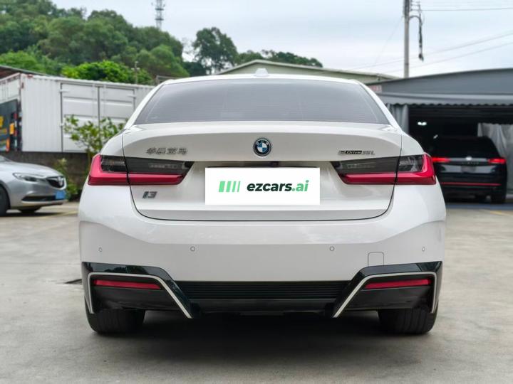 i3 2022 eDrive 35 L photo 3