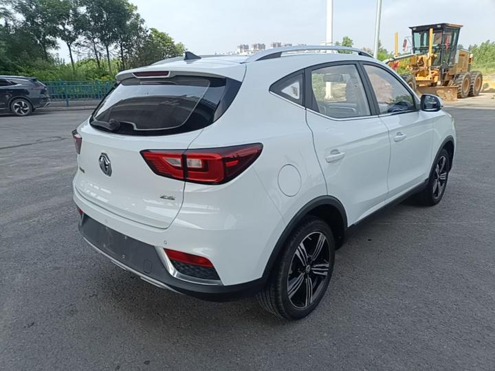 ZS 2020 1.5L MT 65 photo 4