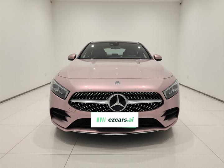 A-Class 2019 Facelift A 200 L Sport photo 2