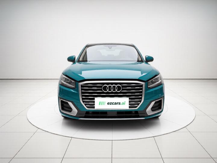 Q2L 2021 35 TFSI Luxury photo 2
