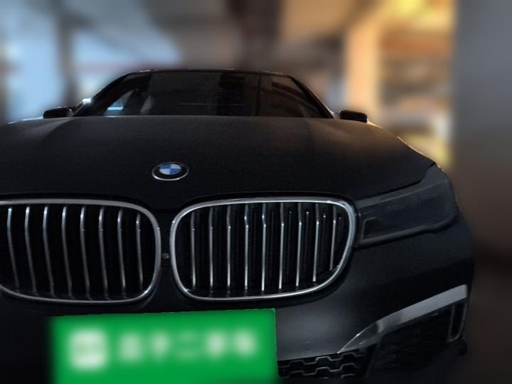 7 Series 2018 740Li Leading M Sport Package photo 2