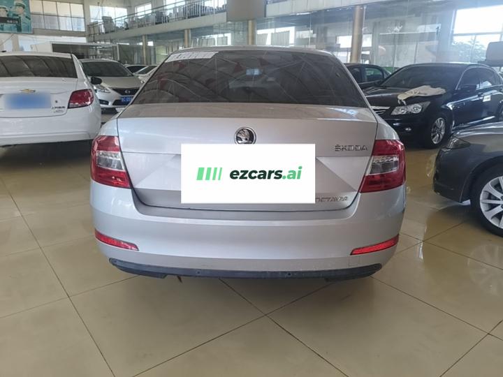 Octavia 2015 1.6L AT photo 3