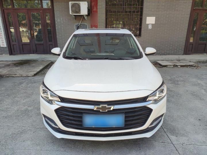 Cruze 2022 320 AT photo 2