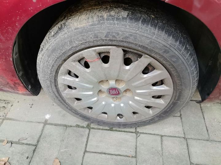 Fiat 2015 1.4T MT Enjoy photo 8