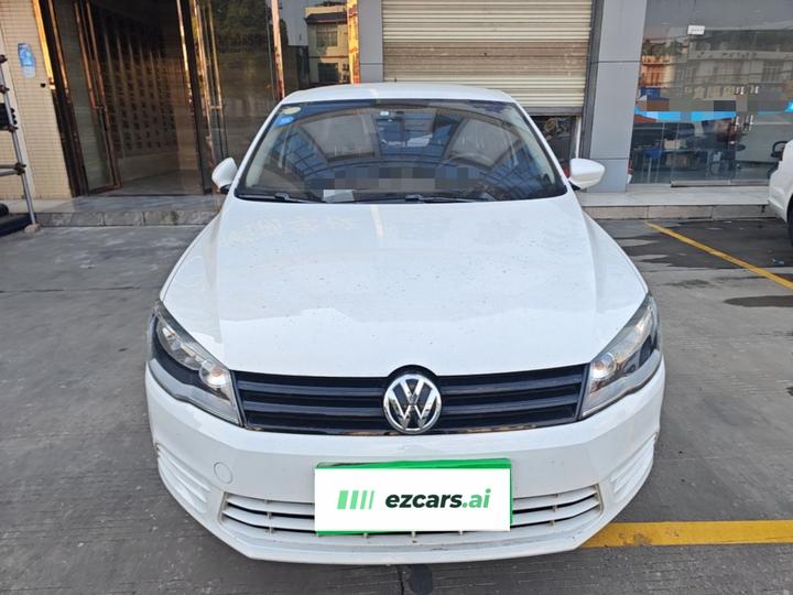 2015 1.6L MT Fashion photo 2