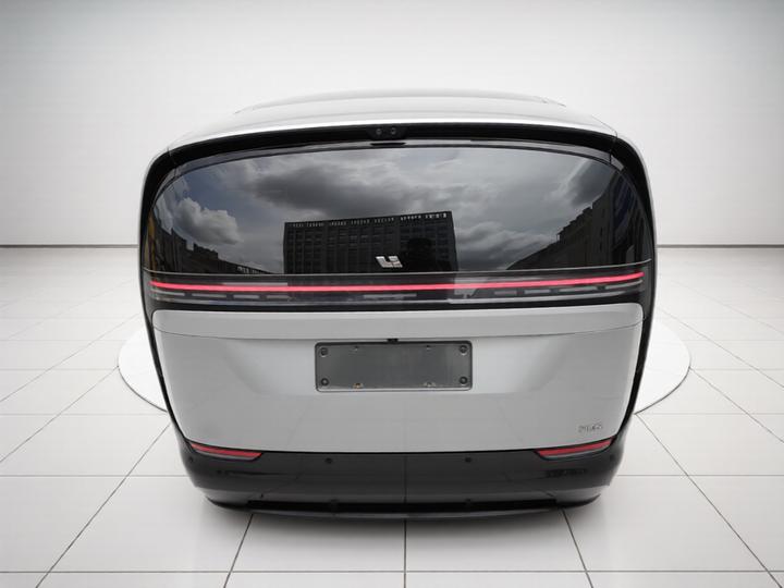 Li MEGA 2024 Ultra photo 5