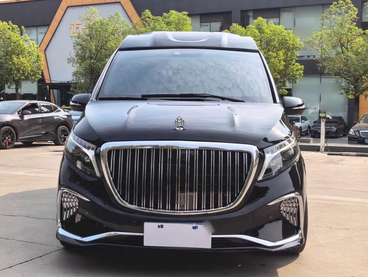 V-Class 2022 V 260 L Long Wheelbase Luxury photo 2