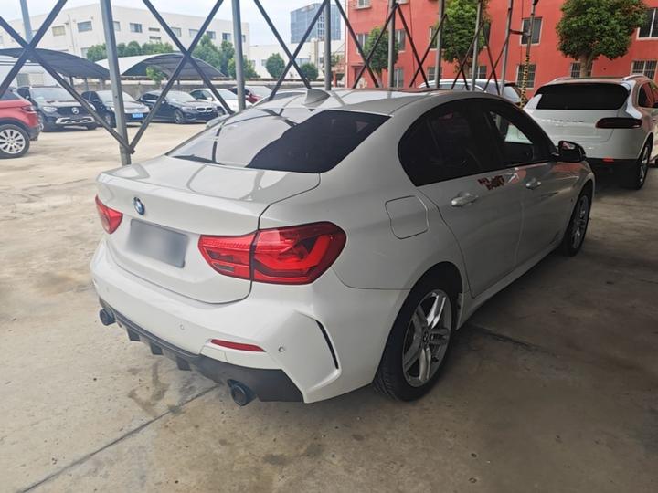 1 Series 2021 120i M Sport photo 4