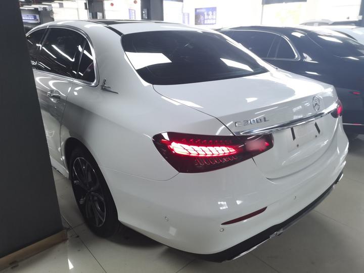 E-Class 2022 E 300 L Sport Fashion photo 4