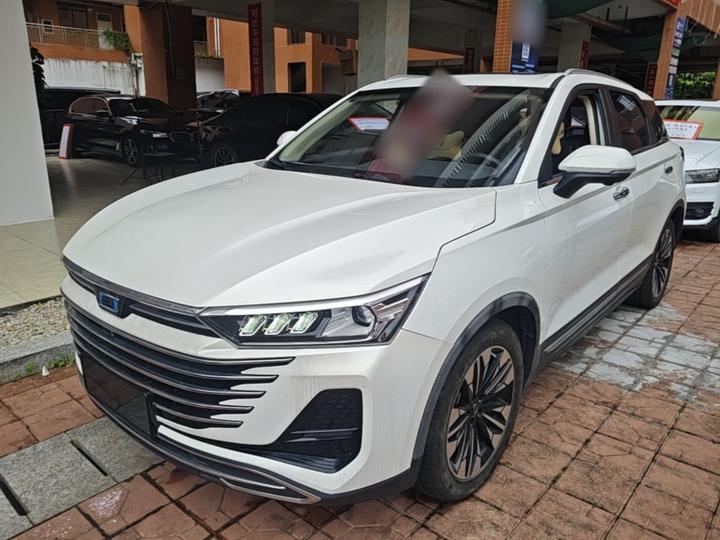 Bestune T77 2023 1.5T AT Luxury