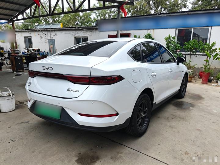 Qin PLUS 2025 DM-i ADAS 128KM Progressive photo 6