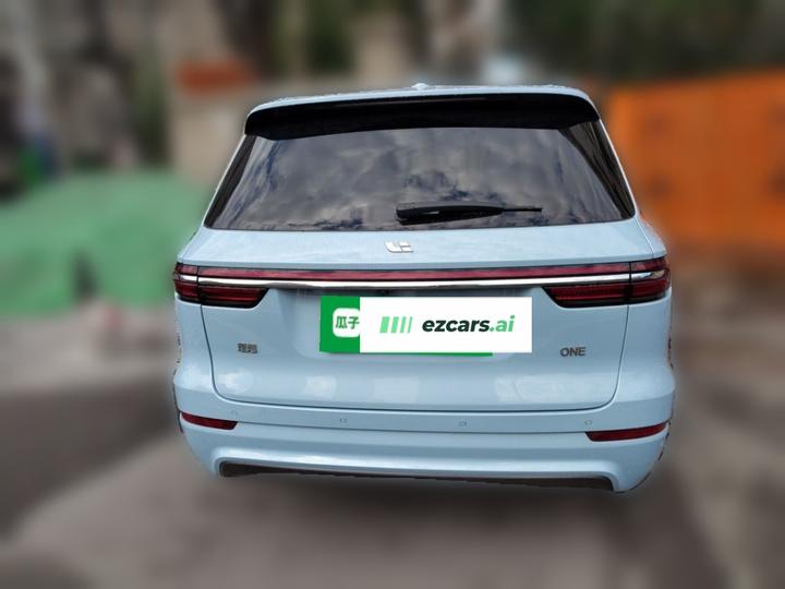 Li Auto ONE 2020 EREV 6-Seater photo 3