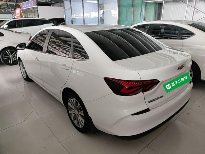 Cruze 2022 320 AT photo 4