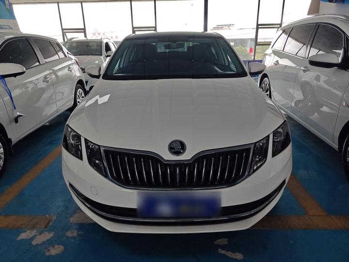 Octavia 2018 TSI230 DSG Luxury photo 3