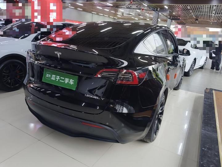 Model Y 2022 RWD photo 4