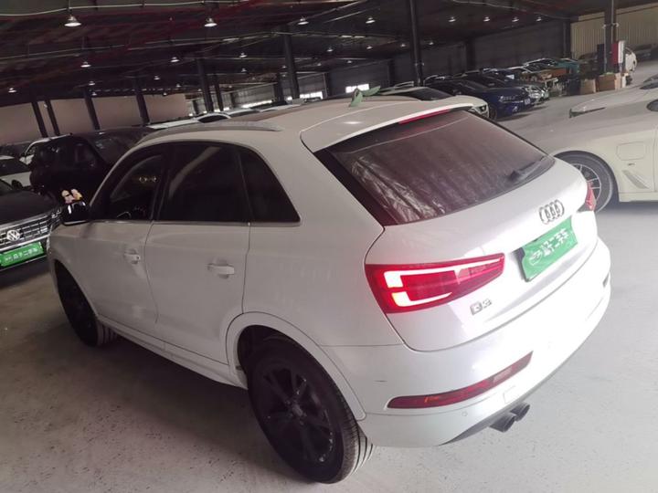 Q3 2016 30 TFSI Standard photo 3