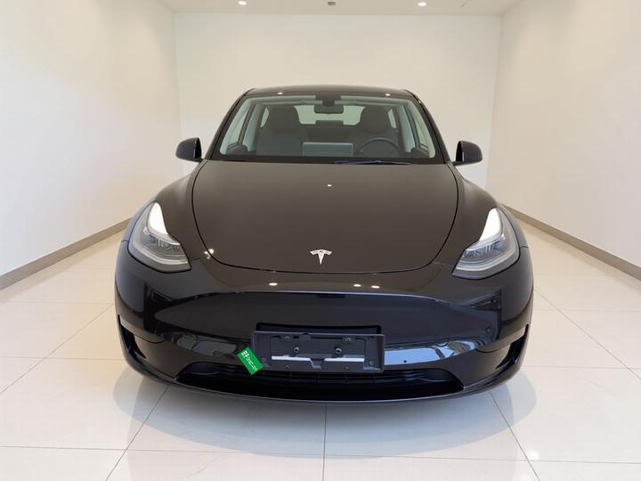 Model Y 2023 RWD photo 2