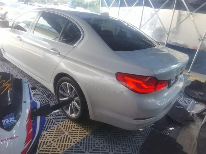 5 Series 2018 528Li Special photo 4