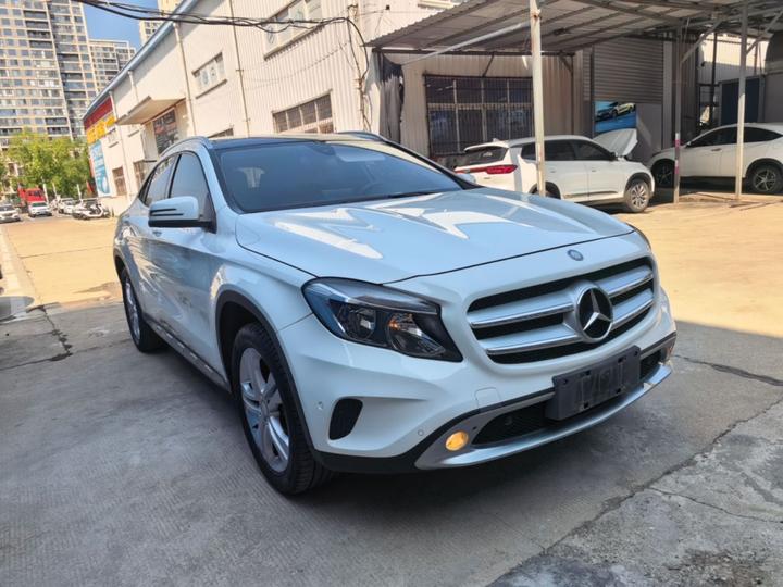 GLA 2016 GLA 200 Dynamic photo 3