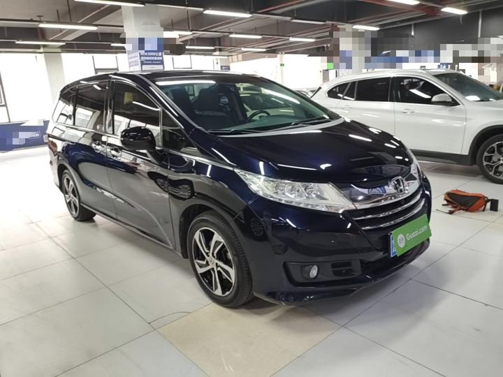 Odyssey 2015 Facelift 2.4L Supreme photo 3