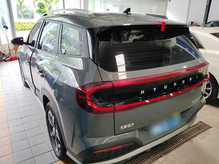 ix35 2023 2.0L Premium LUX photo 4