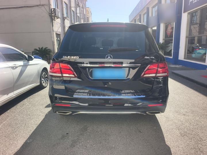 GLE Imported 2017 GLE 320 4MATIC Dynamic photo 3