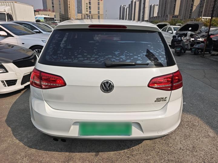 Golf 2016 230TSI AT Comfort photo 3