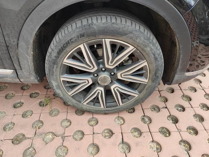 HS5 2022 Facelift 2.0T Connected AWD photo 8