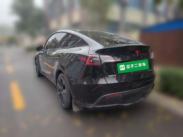 Model Y 2023 Long Range AWD photo 4