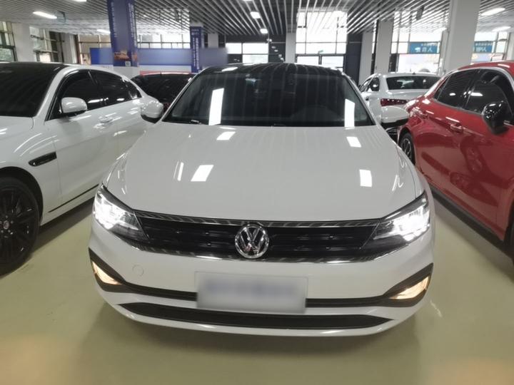 Lamando 2021 230TSI DSG photo 2