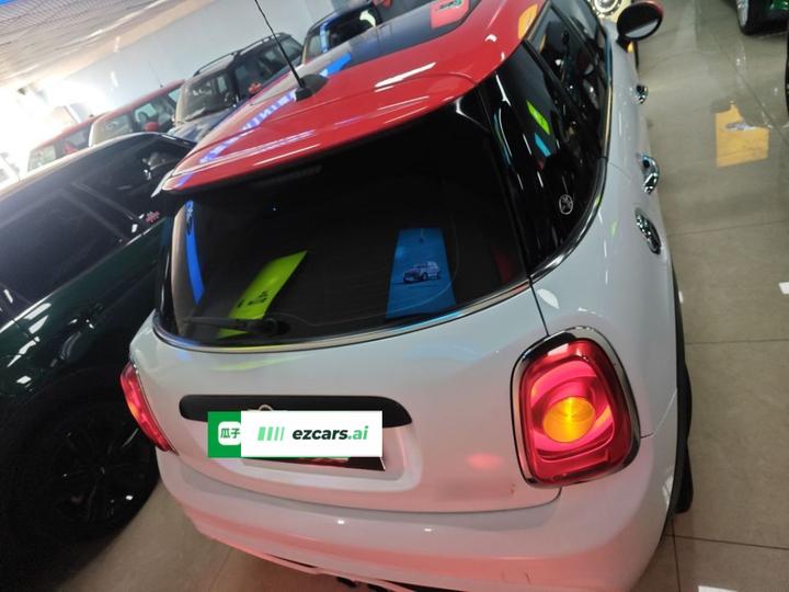 2016 2.0T COOPER S 5-Door photo 4