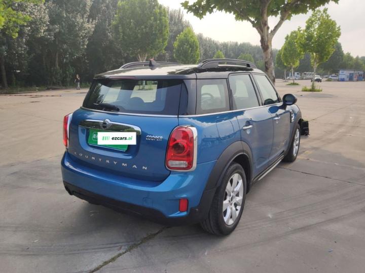 2017 1.5T COOPER ALL4 photo 4