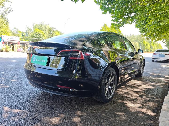 Model 3 2022 RWD photo 4