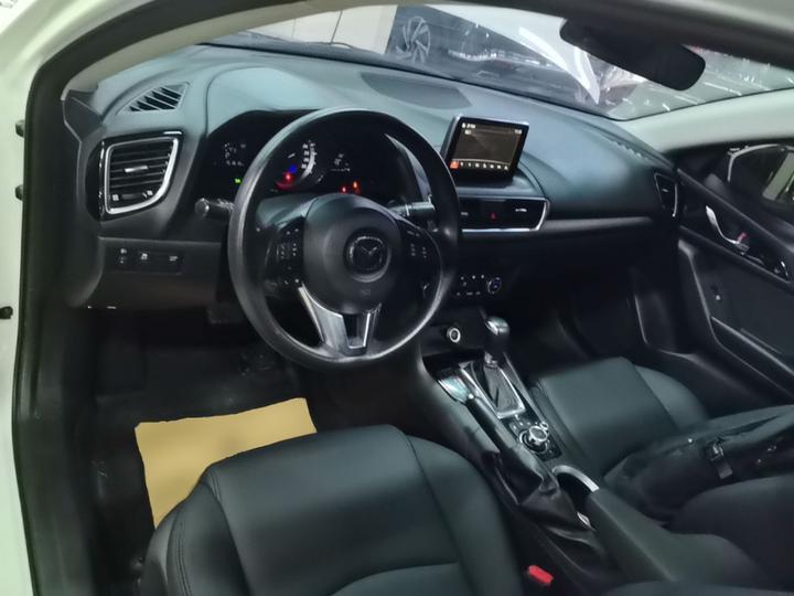3 Axela 2016 Sedan 1.5L AT Luxury photo 5