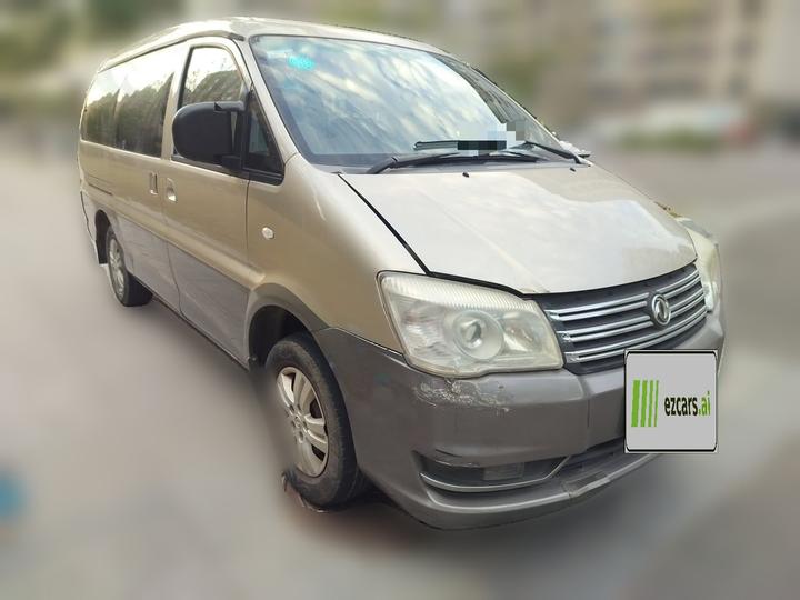 Lingzhi 2017 M3L 2.0L 7-Seater Comfort photo 3